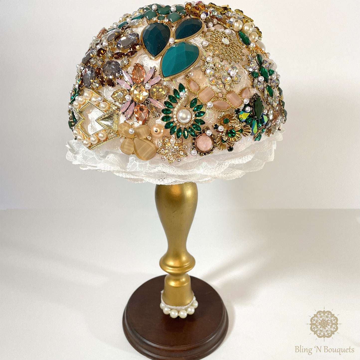 Wedding Bridal brooch bouquet ’Green Envy' unique, unconventional, statement bouquet, green, gold, pink, ivory, pearls