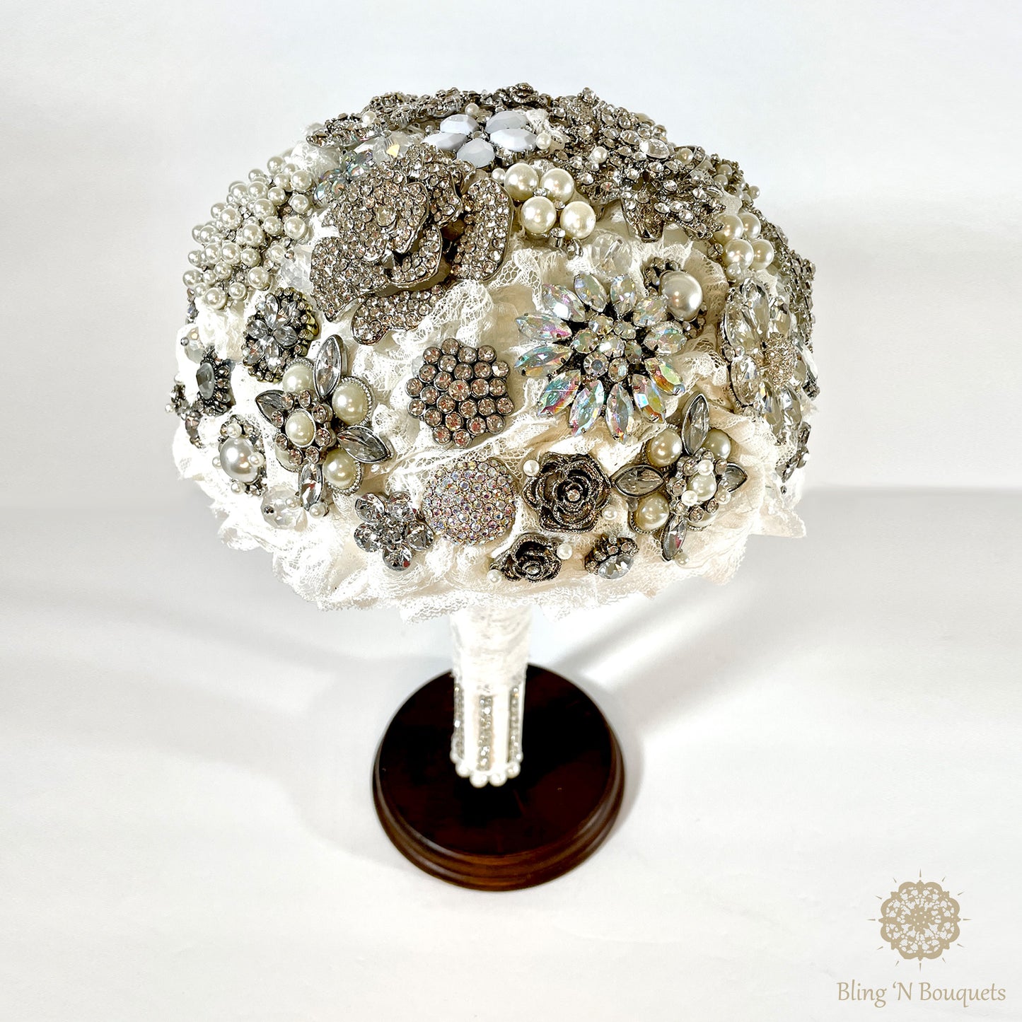 Brooch bouquet, bridal, wedding, unconventional, jeweled bouquet. Silver & white, Lace, floral, diamonds, rhinestones, pearls