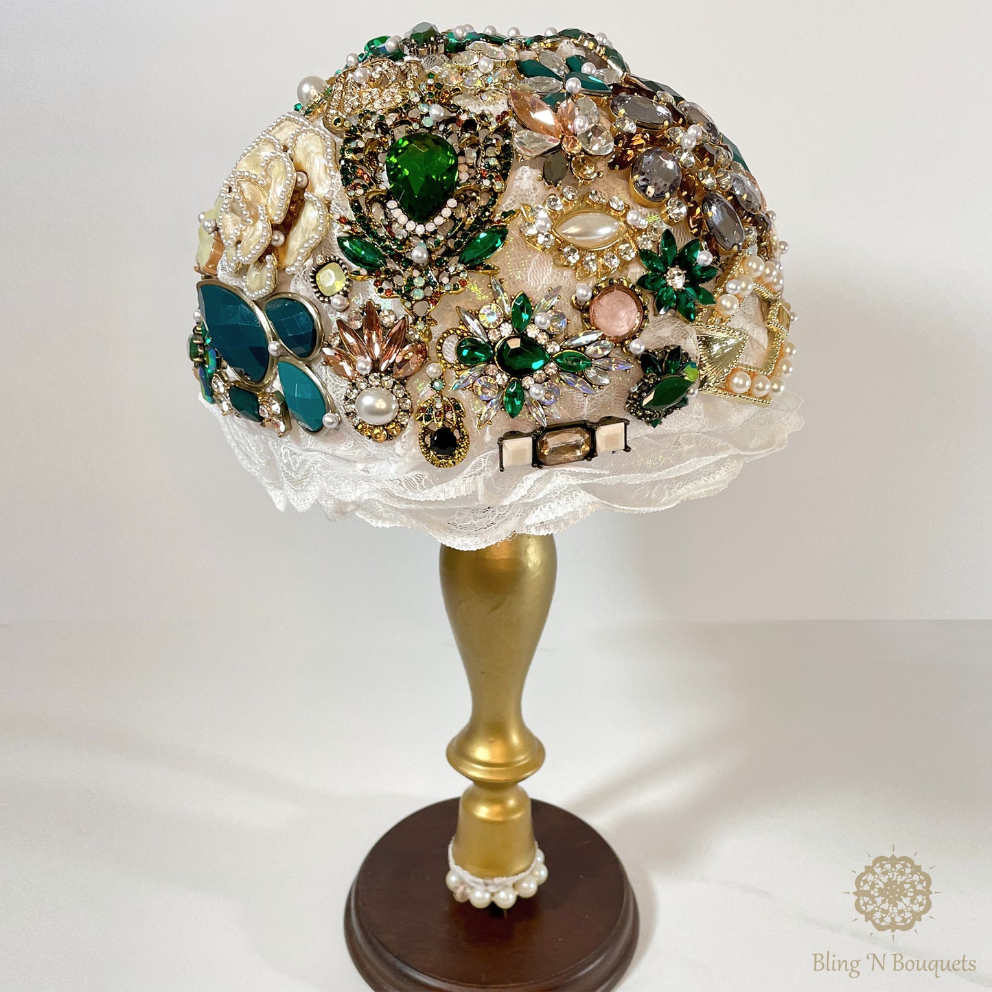 Wedding Bridal brooch bouquet ’Green Envy' unique, unconventional, statement bouquet, green, gold, pink, ivory, pearls