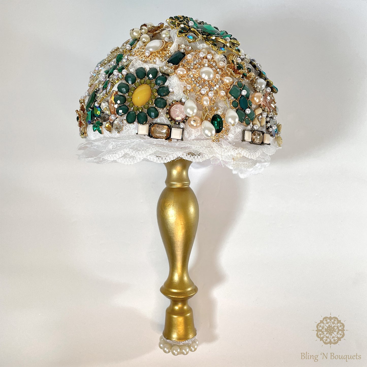 Wedding Bridal brooch bouquet ’Green Envy' unique, unconventional, statement bouquet, green, gold, pink, ivory, pearls